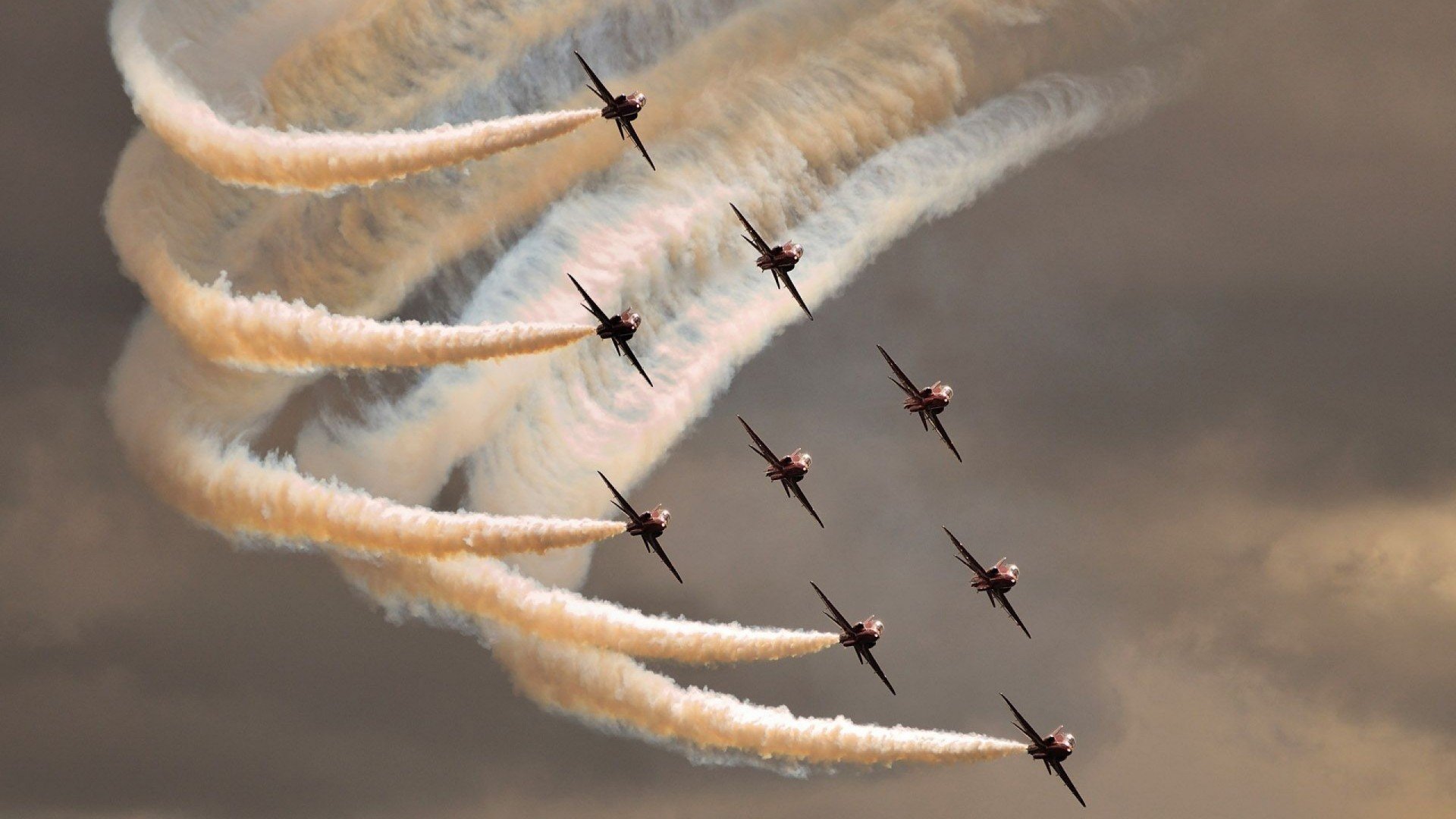 开云官方网站-《星际争霸2》赛事观众技术水平：核心玩家的专业分析与深度理解