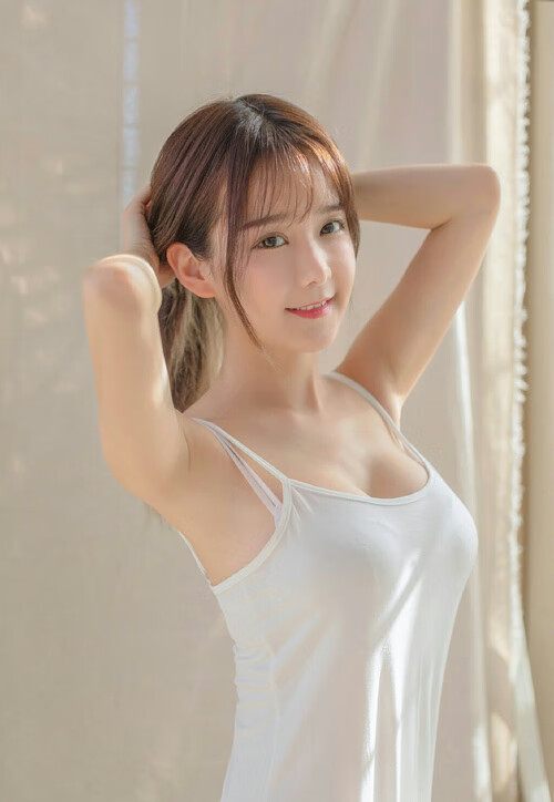 传统竹竿舞运动会，文化传承与现代结合，竹竿舞表演解说词