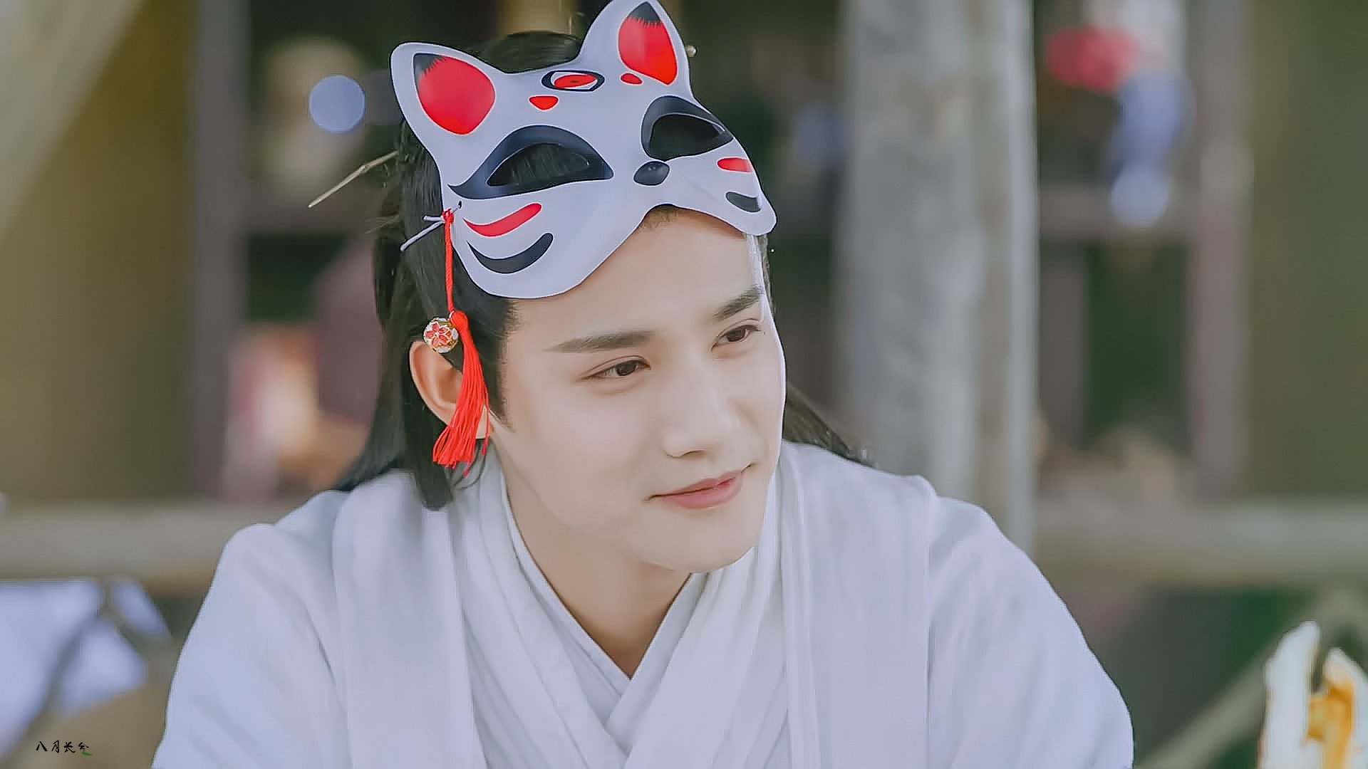 葡萄牙骑手玛丽亚·卡埃塔诺在2024年葡萄牙盛装舞步锦标赛中以“Hit Plus”马匹获得个人赛铜牌,展现坚韧精神。