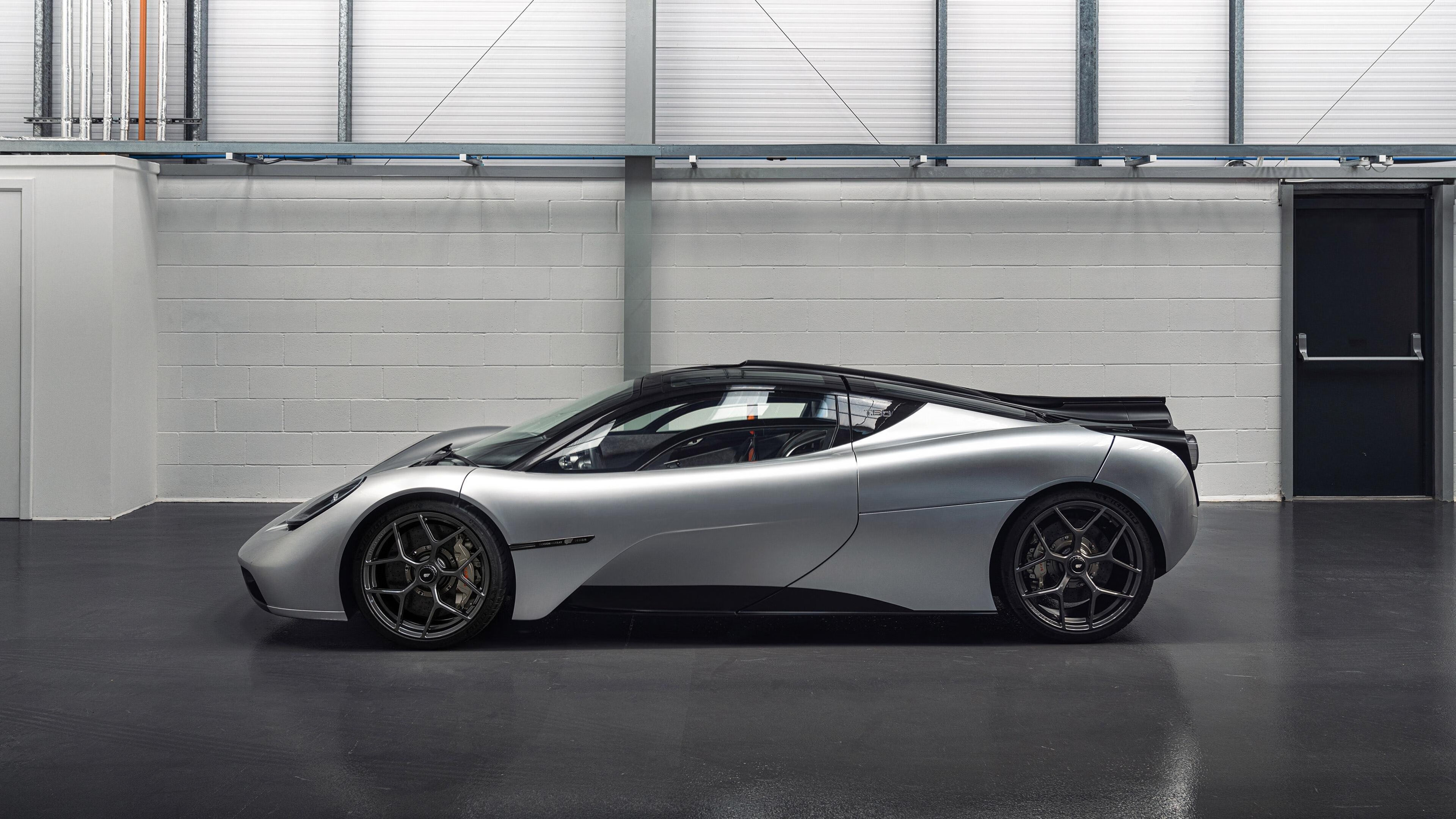 赛场“最感人的集体庆祝”，凝聚胜利的喜悦，集体庆祝动作