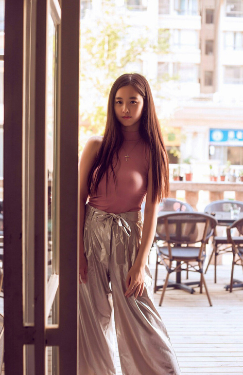 意大利在欧洲杯预选赛中0-0战平乌克兰,晋级淘汰赛阶段。,意大利欧洲杯预选赛比赛结果