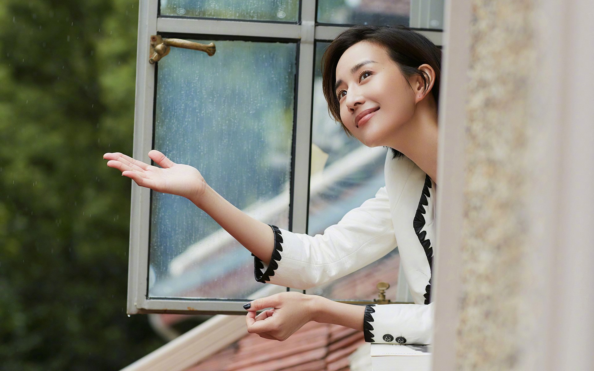 开云官方网页登录-浓眉罚球线附近命中率大幅提升，浓眉总决赛罚球命中率