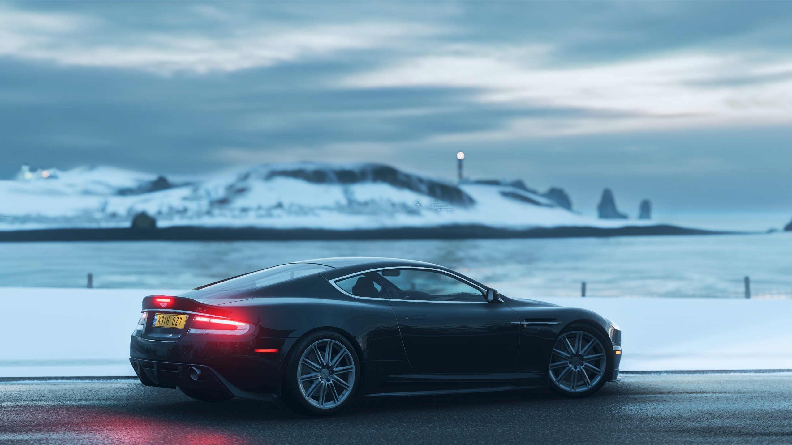 法甲经典战役：高空球争夺中的力量角逐